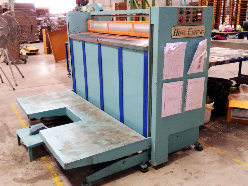 Glue Laminate machine No.1